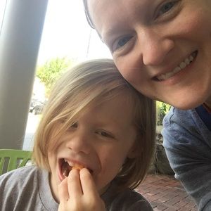 Meet your Posher, Robyn